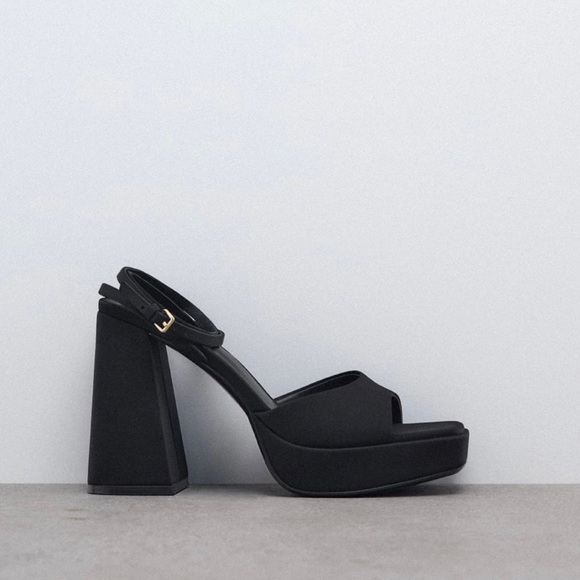 NWOT - Zara high heeled platform sandal - Picture 1 of 5